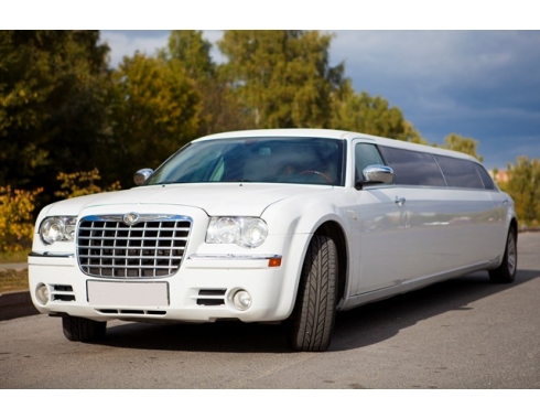 Лимузин Chrysler 300 С
